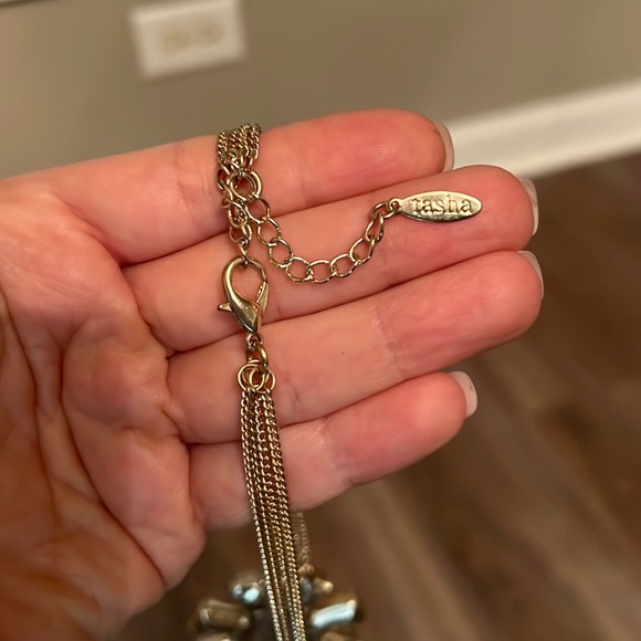 tasha flower statement necklace - Picture 2 of 2